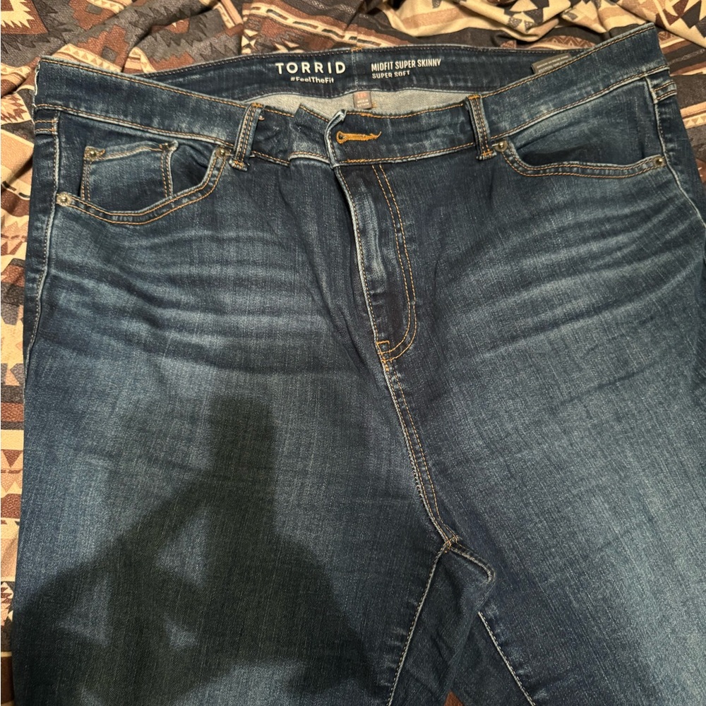 Torrid Midfit Super Skinny Jeans Size 18